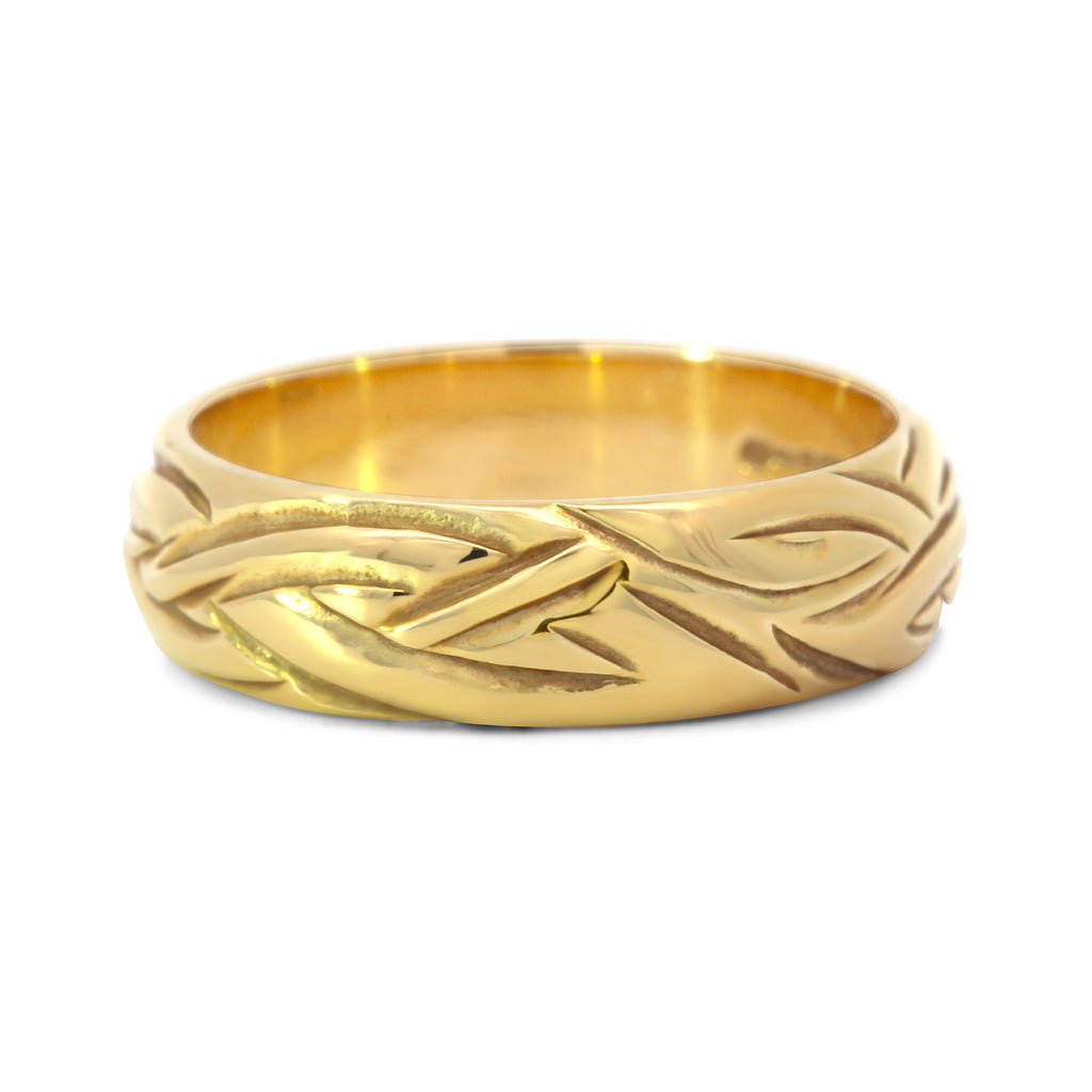 18k yellow gold ladies celtic wedding ring designyard irish made jewellery gallery dublin ireland