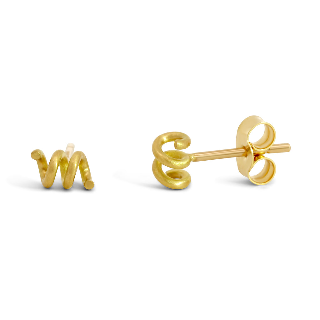 shimell madden 18k yellow gold coil stud earrings designyard contemporary jewellery gallery dublin ireland