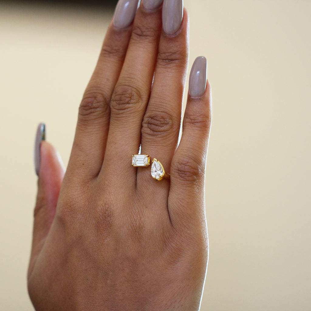 Ronan Campbell - 18k Yellow Gold Toi et Moi Diamond Engagement Ring - DESIGNYARD, Dublin Ireland.
