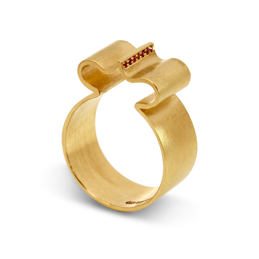 Síne Vasquez - 14k Yellow Gold Ruby Hasi Ring - DESIGNYARD, Dublin Ireland.