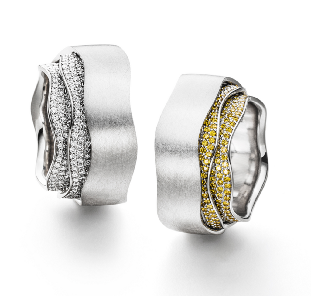 Photograph 3 of Henrich & Denzel's Platinum Tenda Wave Diamond Ring. Available on DESIGNYARD.com and in our Contemporary Jewellery Shop Dublin, Ireland. Shipping Worldwide.