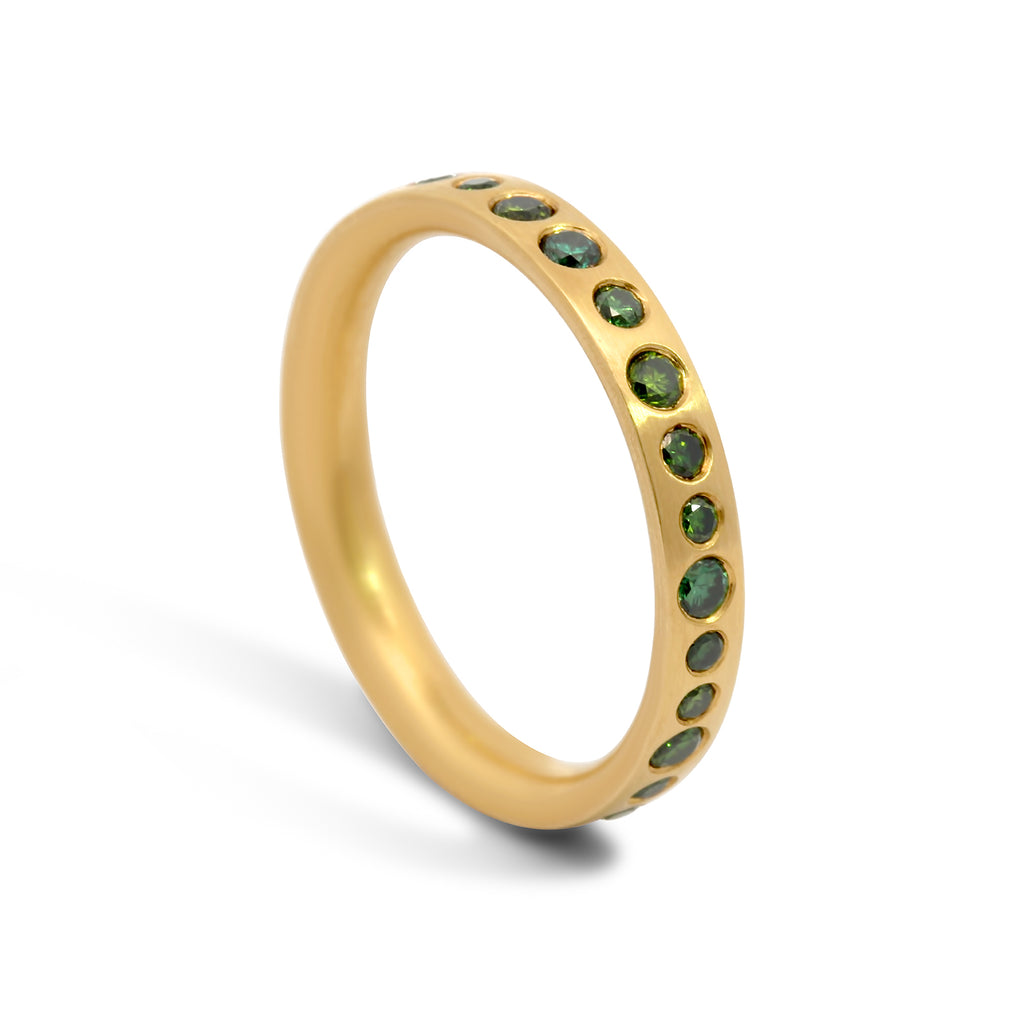 louise oneill 18k yellow gold never ending green diamond alternative engagement ring designyard contemporary jewellery gallery dublin ireland