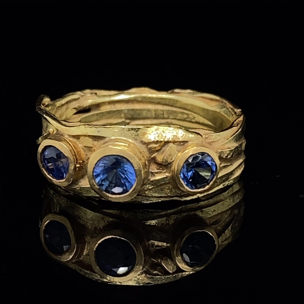 Shimara Carlow - 18k Yellow Gold Sapphire Wrap Ring - DESIGNYARD, Dublin Ireland.