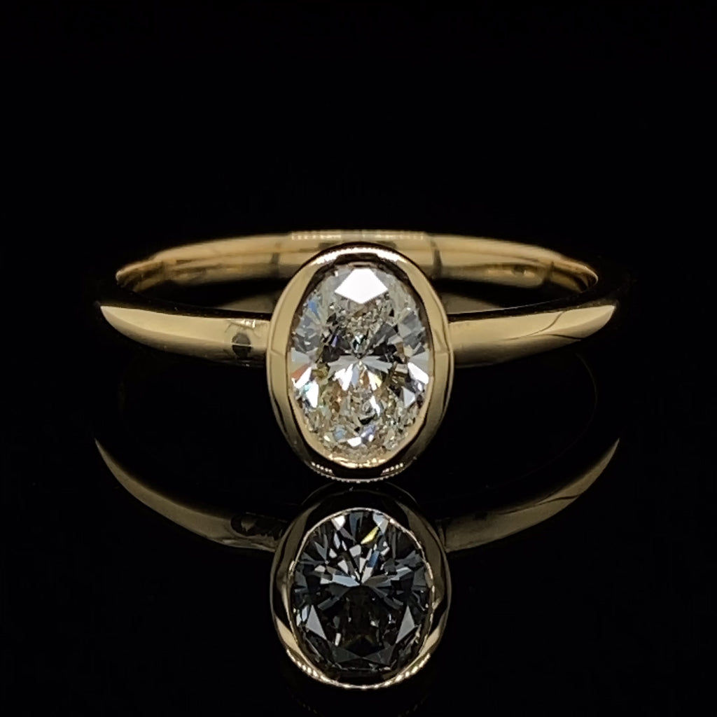 Ronan Campbell - 18k Yellow Gold Mēdēəm Bezəl Oval Diamond Ring 0.71ct GIA D SI1 - DESIGNYARD, Dublin Ireland.
