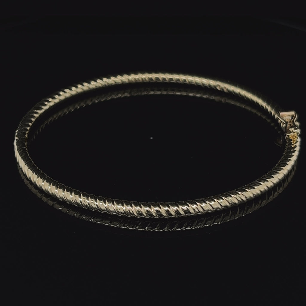 DesignYard - 9k Yellow Gold Solid Ribbon Hinged Bangle - DESIGNYARD, Dublin Ireland.