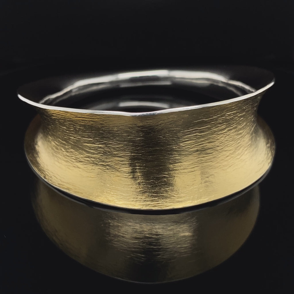 Seamus Gill - 22k Yellow Gold Plated Silver Flowing Bracelet - DESIGNYARD, Dublin Ireland.