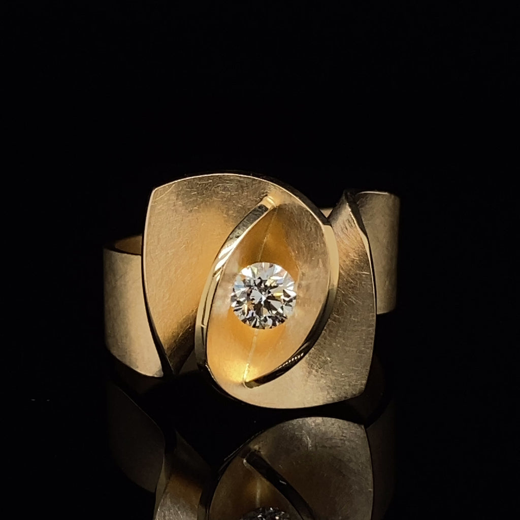 Cardillac - 18k Yellow Gold Diamond Iris Ring - DESIGNYARD, Dublin Ireland.