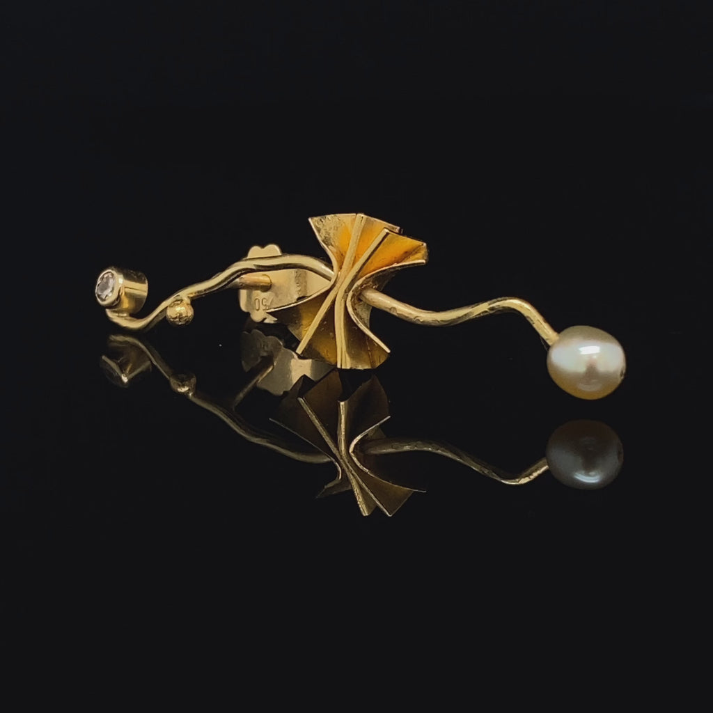 Josephine Bergsøe - 18k 22k Yellow Gold Keshi Pearl Diamond Breeze Single Earring - DESIGNYARD, Dublin Ireland.