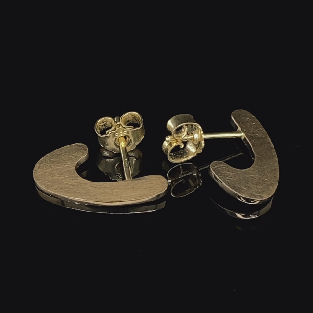 Cardillac - 14k Yellow Gold Blade Earrings - DESIGNYARD, Dublin Ireland.