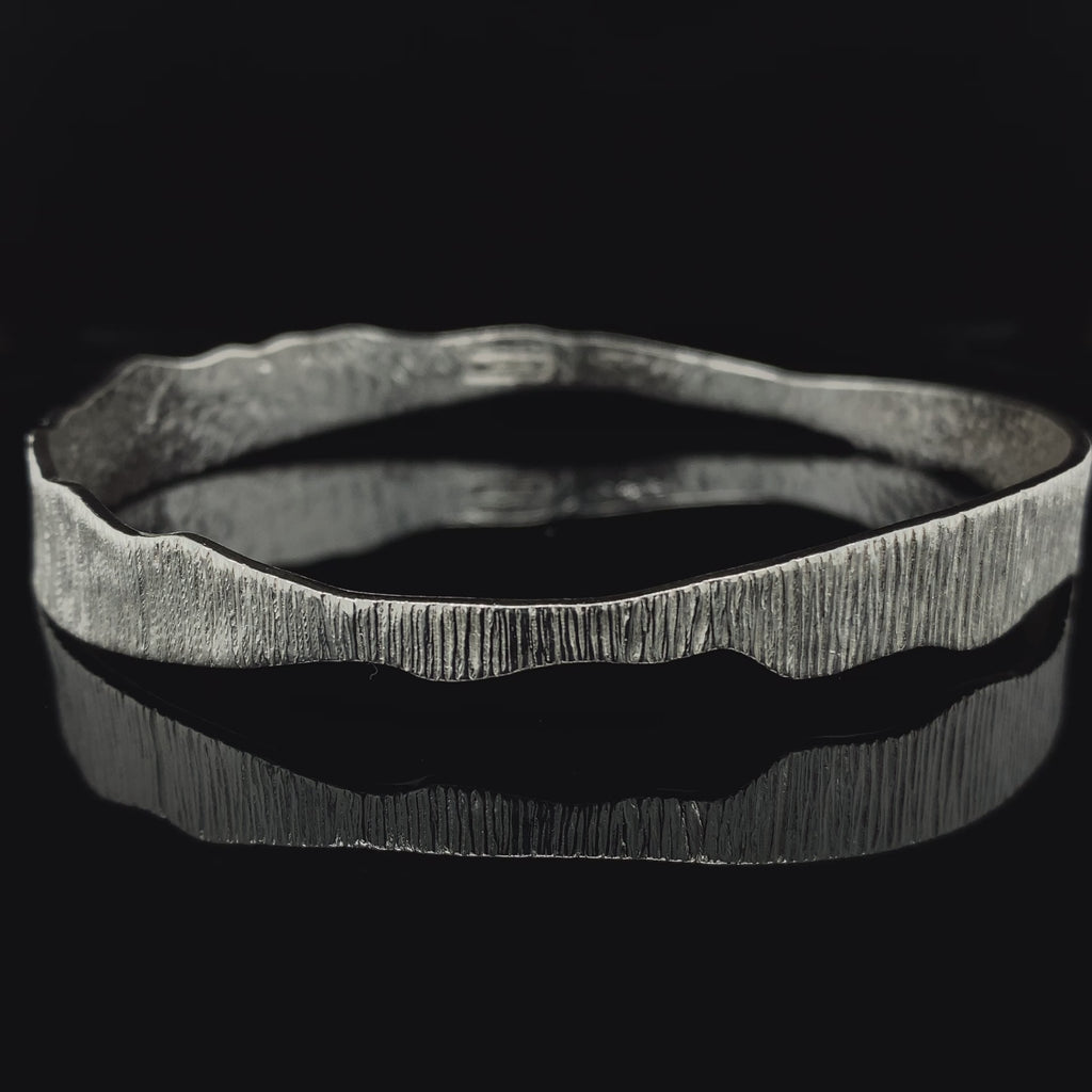 Martina Hamilton - Sterling Silver Shore Bracelet - DESIGNYARD, Dublin Ireland.