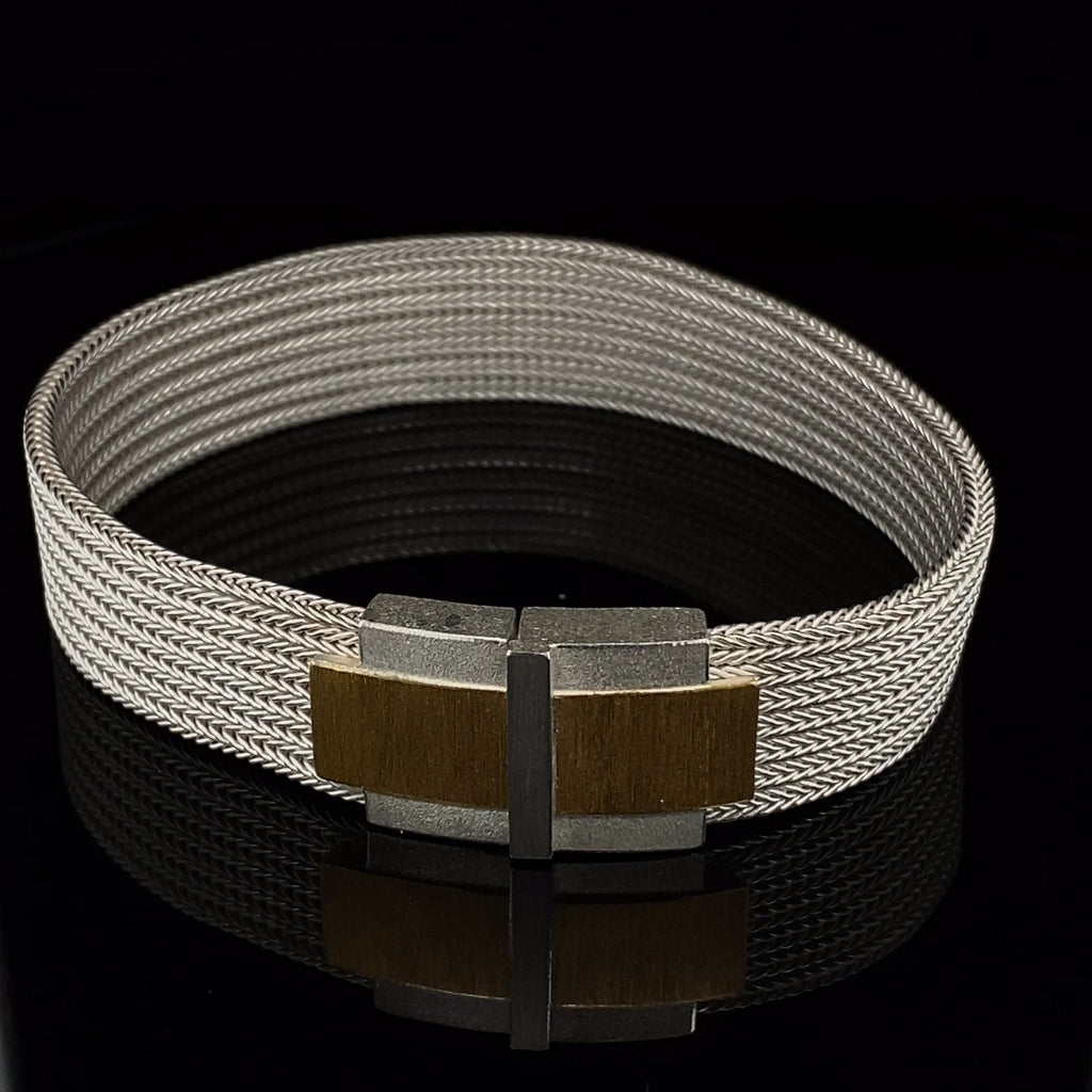 Manu - Sterling Silver 22k Yellow Gold Textured Buckle Bracelet - DESIGNYARD, Dublin Ireland.