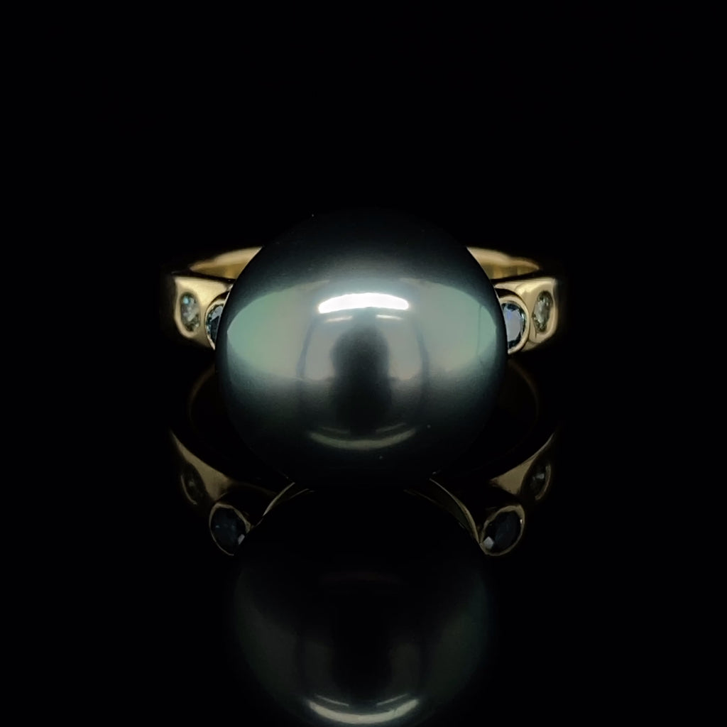 Cassie McCann - 18k Yellow Gold Tahitian Pearl Blue Green Diamond Athena Ring - DESIGNYARD, Dublin Ireland.