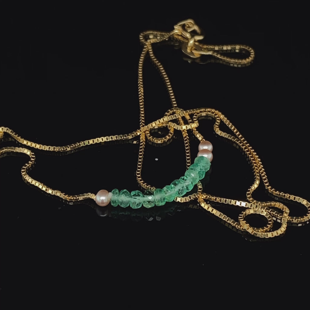 Neeltje Huddleston Slater - 14k Yellow Gold Emerald Pearl Line Necklace - DESIGNYARD, Dublin Ireland.