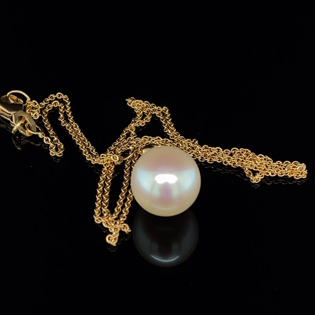 Cassie McCann - 18k Yellow Gold Pearl Athena Pendant - DESIGNYARD, Dublin Ireland.