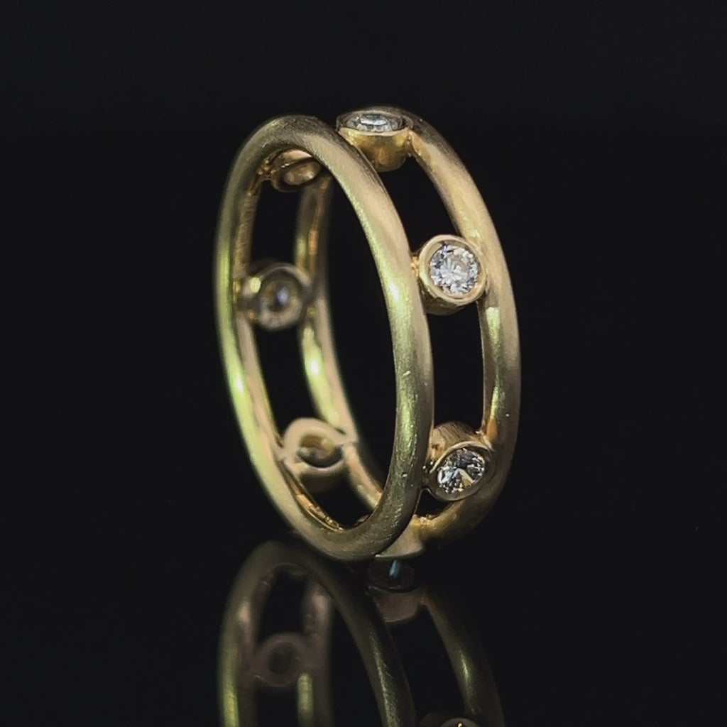 shimell and madden 18k yellow gold densissima double seven diamond wedding ring designyard contemporary jewellery gallery dublin ireland