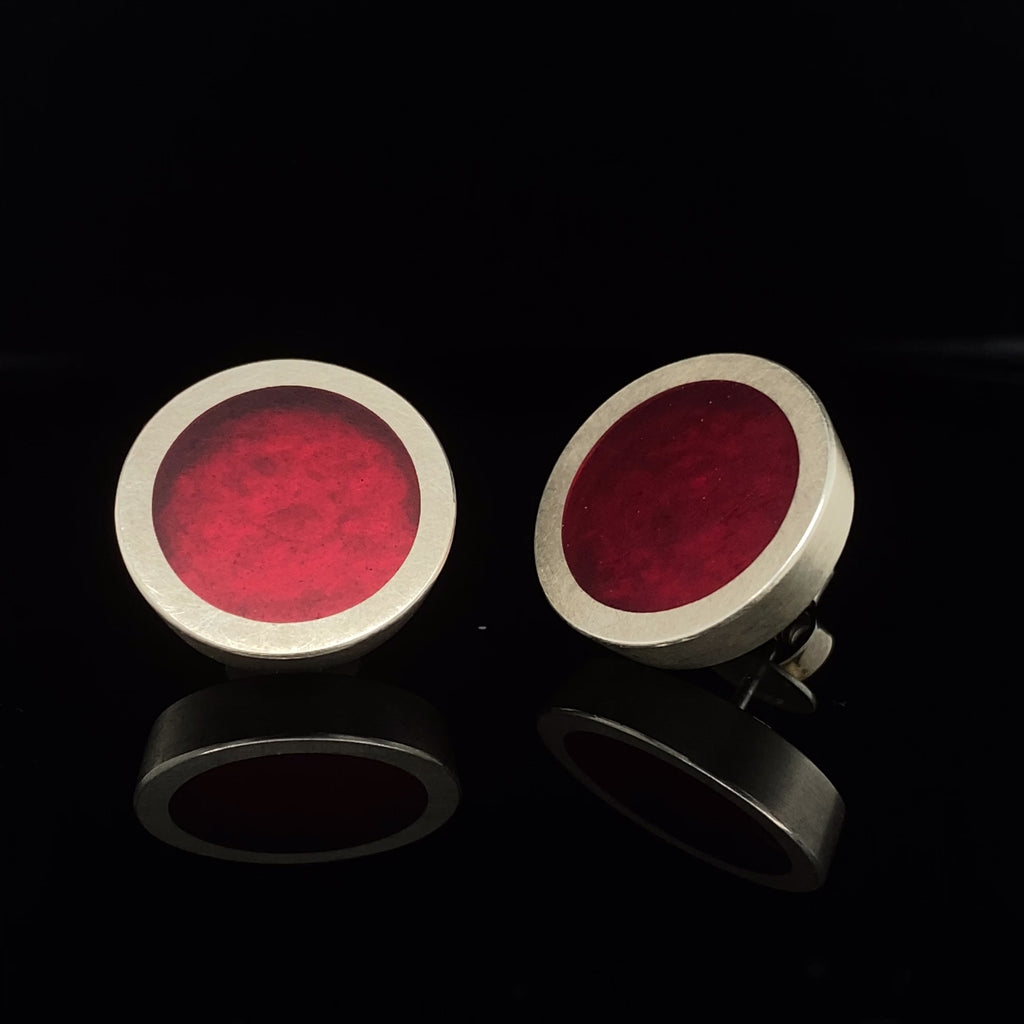Video of Monika Jakubec's Contemporary Silver Red Resin Round Stud Statement Earrings. Available on DESIGNYARD.com and in our Jewellery Shop Dublin, Ireland. Free Worldwide Shipping with DHL.