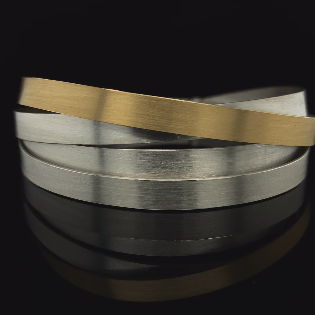 Manu - Sterling Silver 22k Yellow Gold Bi-Metal Wide Ribbon Bracelet - DESIGNYARD, Dublin Ireland.