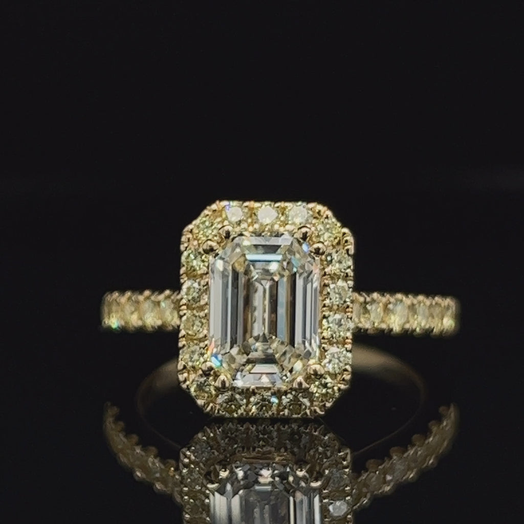 Video of 18k Yellow Gold Emerald Cut Aureola 2.16ct Diamond Engagement Ring. Available on DESIGNYARD.com and in our Jewellery Shop Dublin, Ireland. Free Worldwide Shipping with DHL.