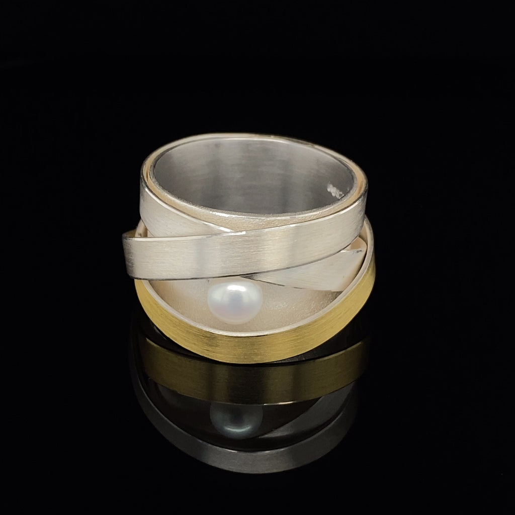 Manu - Sterling Silver 22k Yellow Gold Bi-Metal Ribbon Pearl Ring - DESIGNYARD, Dublin Ireland.