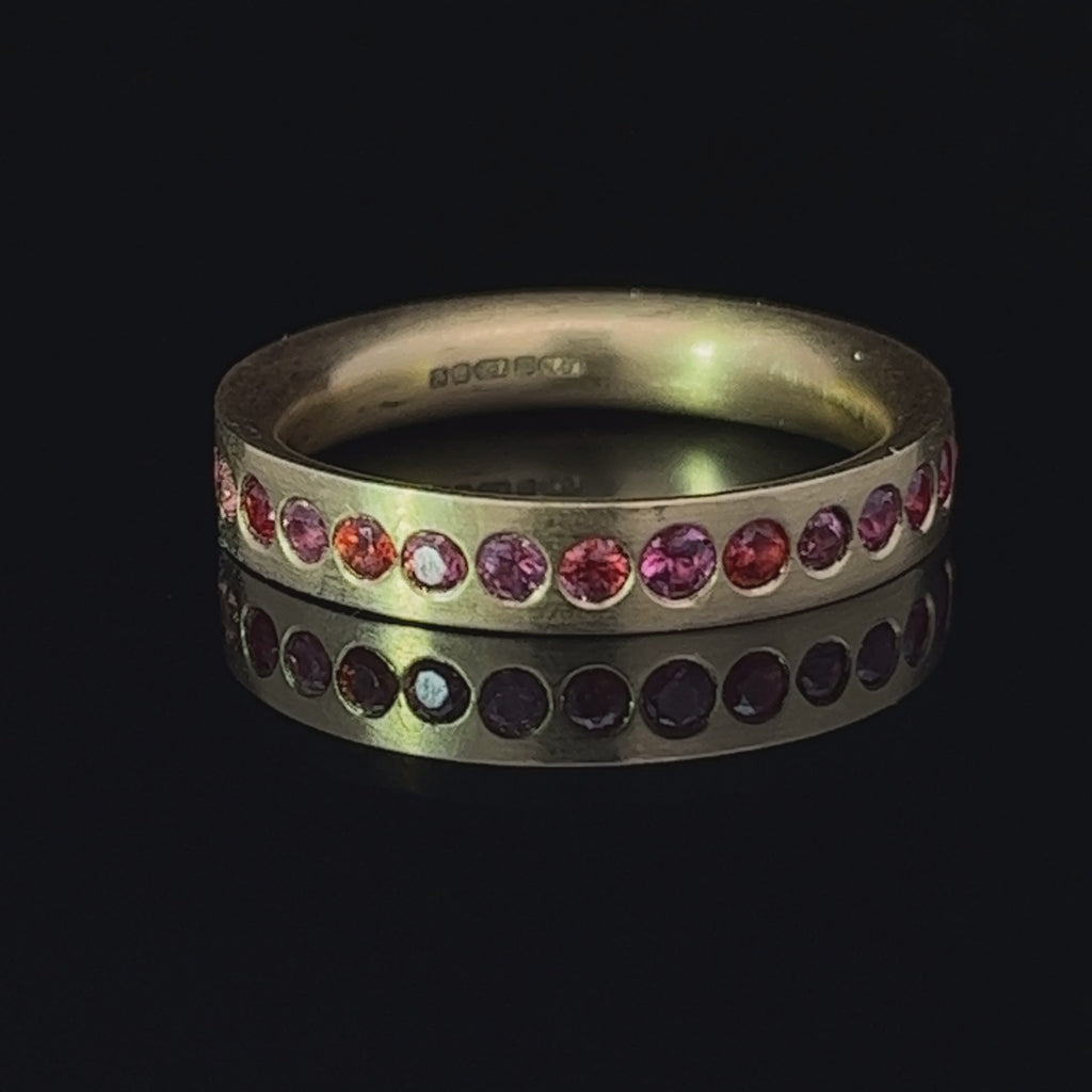 louise oneill 18k yellow gold never ending sapphire alternative engagement ring designyard contemporary jewellery gallery dublin ireland