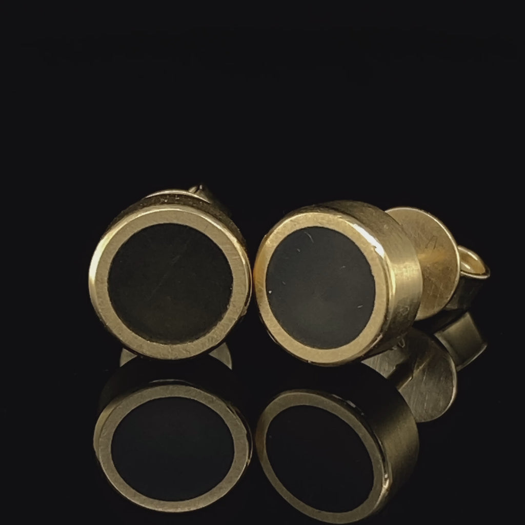 Video of Monika Jakubec's Contemporary 18k Yellow Gold Anthracite Micro Stud Earrings. Available on DESIGNYARD.com and in our Jewellery Shop Dublin, Ireland. Free Worldwide Shipping with DHL.