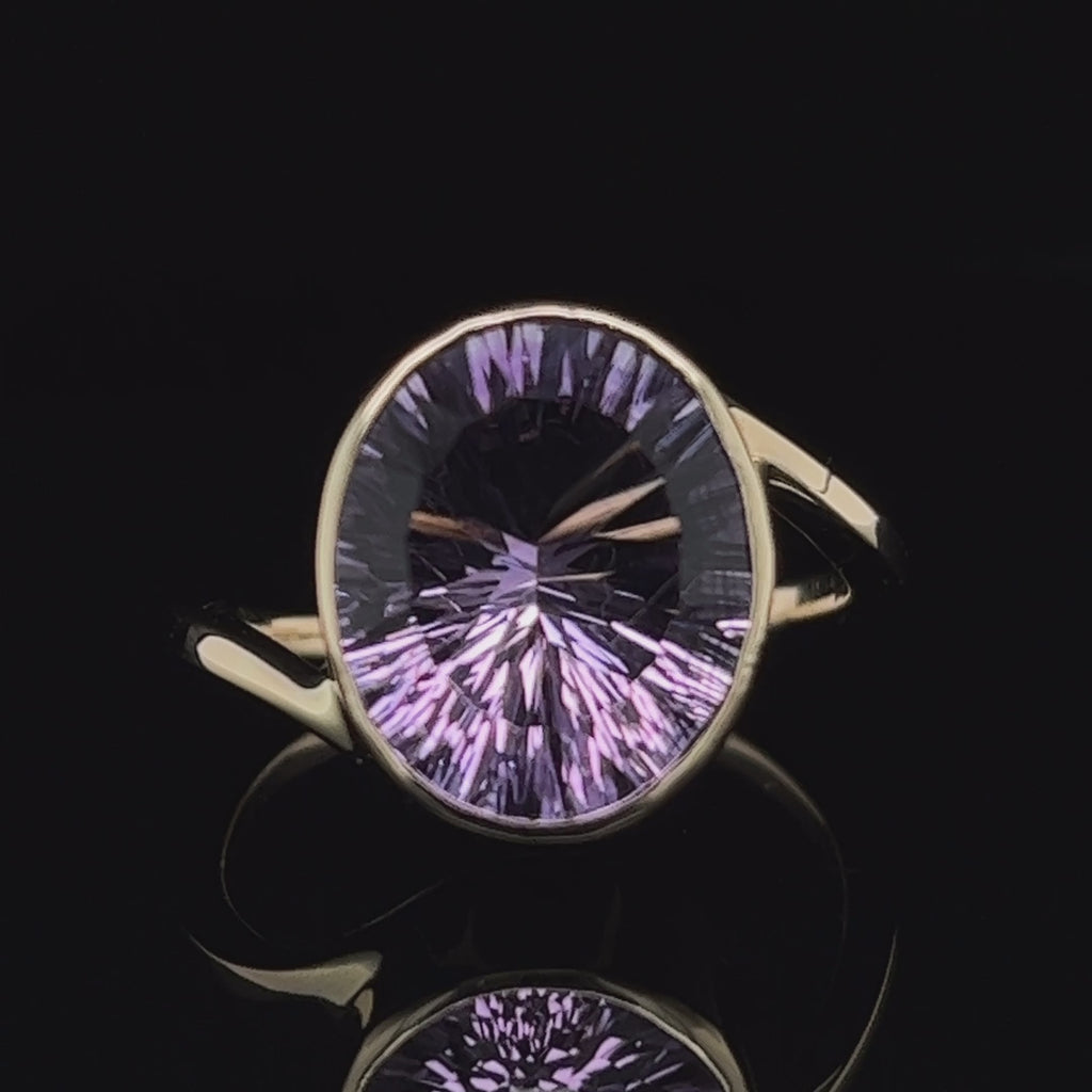 Video of Stephanie Robinson's Contemporary 14k Yellow Gold Concave Amethyst Statement Ring. Available on DESIGNYARD.com and in our Jewellery Shop Dublin, Ireland. Free Worldwide Shipping with DHL.