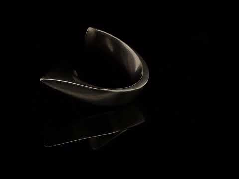 Video of Angela Hubel's Contemporary 18k White Gold Tourmaline Navette Statement Ring. Available on DESIGNYARD.com No 1 for Contemporary Jewellery Dublin, Ireland. Free Worldwide Shipping with DHL.