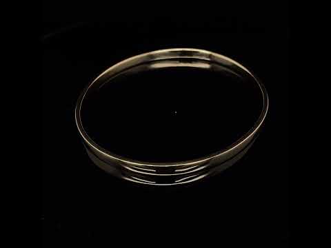 Video of Handmade 9k Yellow Gold Flat Bangle. Available on DESIGNYARD.com and in our Jewelry Store Dublin, Ireland. Free Worldwide Shipping with DHL.