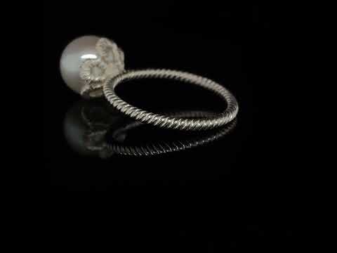 Video of Brigitte Adolph's Sterling Silver Fresh Water Pearl Frau Luna Handmade Ring. Available on DESIGNYARD.com #1 for Contemporary Jewellery Dublin, Ireland. Free Worldwide Shipping with DHL. 