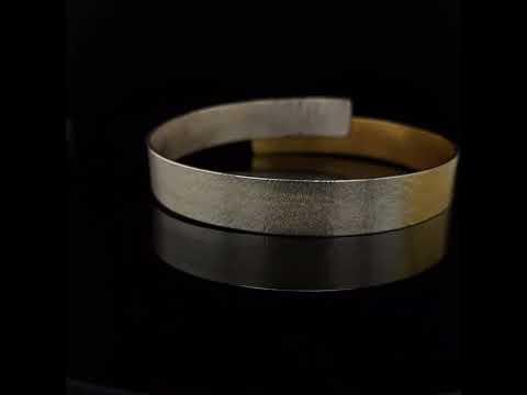 Video of Kokkino's Contemporary Electra Overlap Gold Plated Silver Bracelet. Available on  DESIGNYARD.com and in our Jewellery Shop Dublin Ireland. Free Worldwide Shipping with DHL.
