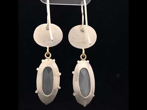 Video of Catherine Mannheim's 18k Yellow Gold Silver Citrine Moonstone Drop Earrings. Available on DESIGNYARD.com and in our Jewelry Store Dublin, Ireland. Free Worldwide Shipping with DHL.
