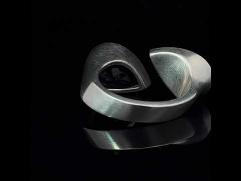 Video of Angela Hubel's Contemporary Sterling Silver Amethyst Colour Drop Statement Ring. Available on DESIGNYARD.com No 1 for Contemporary Jewellery in Europe. Shipping Worldwide.