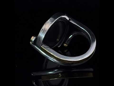 Video of Barbara Bertagnolli's Contemporary 24k Yellow Gold Silver Tanzanite Diamond Unique Statement Ring. Available on DESIGNYARD.com and in our Jewellery Shop Dublin, Ireland. Free Worldwide Shipping with DHL.