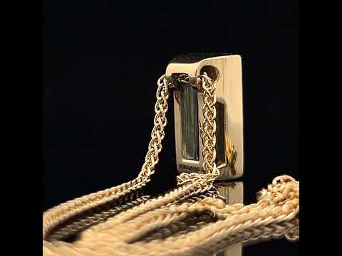 Video of 18k Fair Trade Yellow Gold Tenues Bezəl Mirror Aquamarine Pendant. Available on DESIGNYARD.com and in our Jewellery Shop Dublin, Ireland. #1 for Contemporary Jewelery.