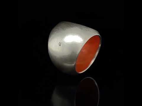 Video of Monika Jakubec's Silver Sphere Resin Statement Ring. Available on DESIGNYARD.com and in our Contemporary Jewellery Shop Dublin, Ireland. Free Worldwide Shipping with DHL.