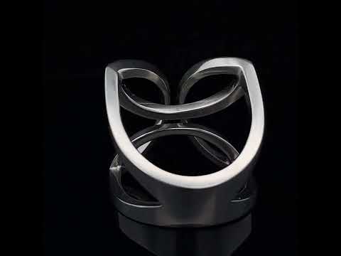 Video of Angela Hubel's Contemporary Platinum Diamond Butterfly Statement Eternity Ring. Available on DESIGNYARD.com No 1 for Contemporary Jewellery in Europe. Shipping Worldwide.