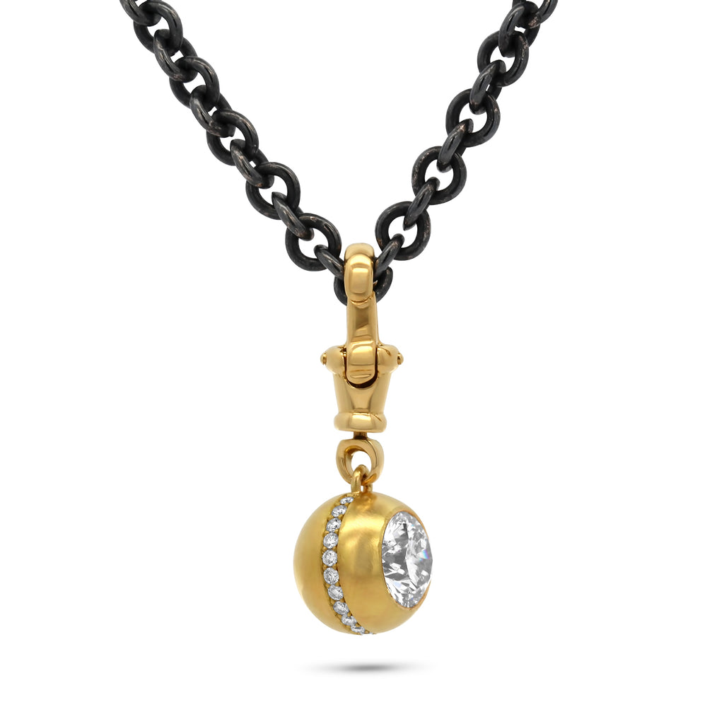 Photograph 3 of Sam Lafford's 18k Yellow Gold An Grá Diamond Necklace. Available on DESIGNYARD.com and in our Contemporary Jewellery Shop Dublin, Ireland. Free Worldwide Shipping with DHL.