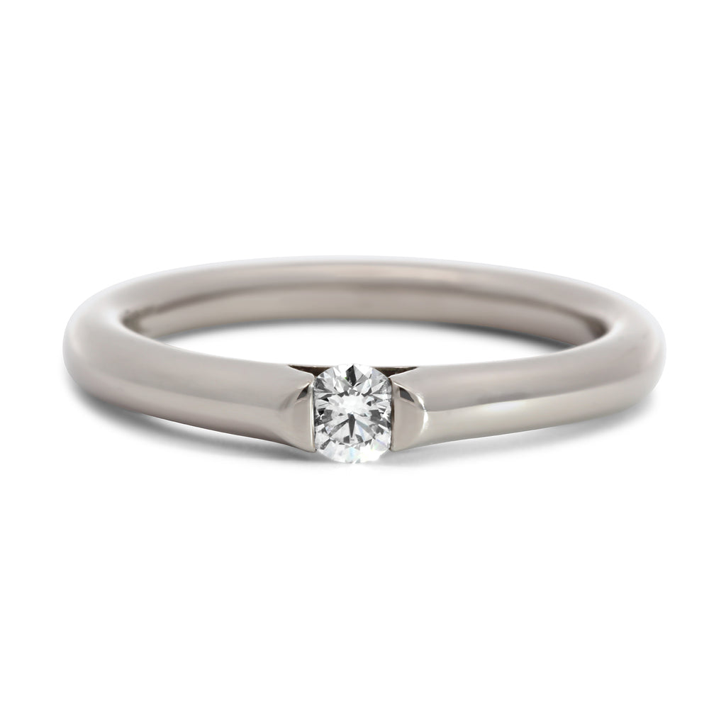 DesignYard - 18k White Gold Diamond Engagement Ring - DESIGNYARD, Dublin Ireland.