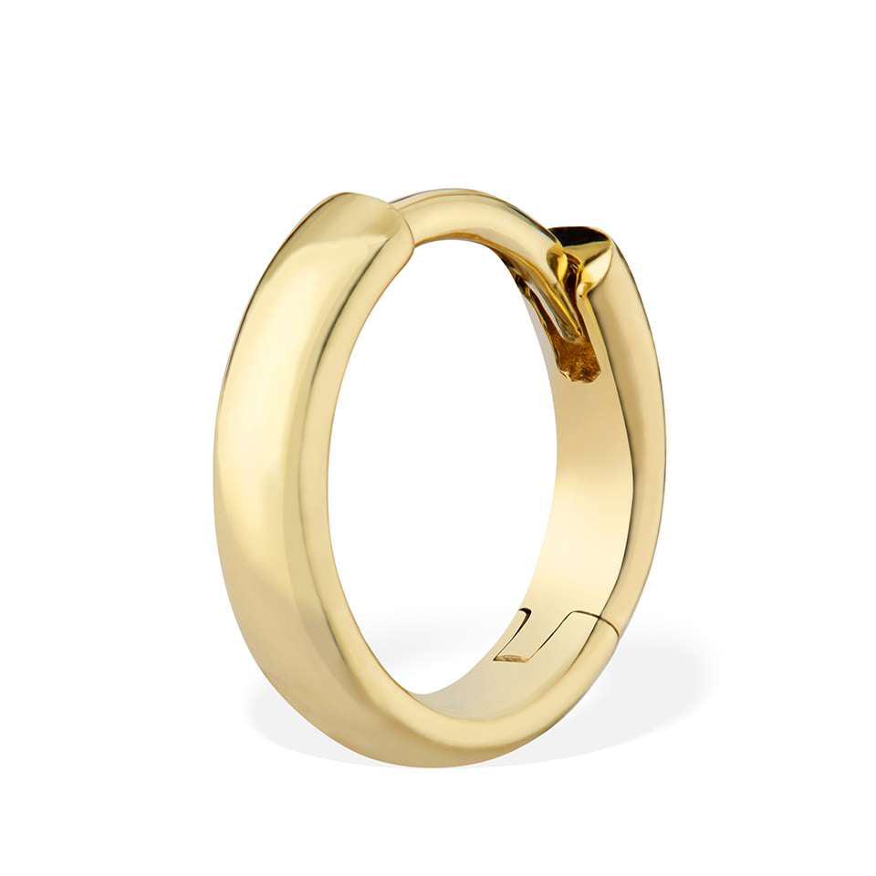 DesignYard - 18k Yellow Gold Classic Single Huggie Earring - DESIGNYARD, Dublin Ireland.