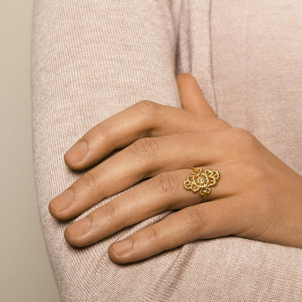 Brigitte Adolph - 18k Yellow Gold Mona Lisa Diamond Ring - DESIGNYARD, Dublin Ireland.