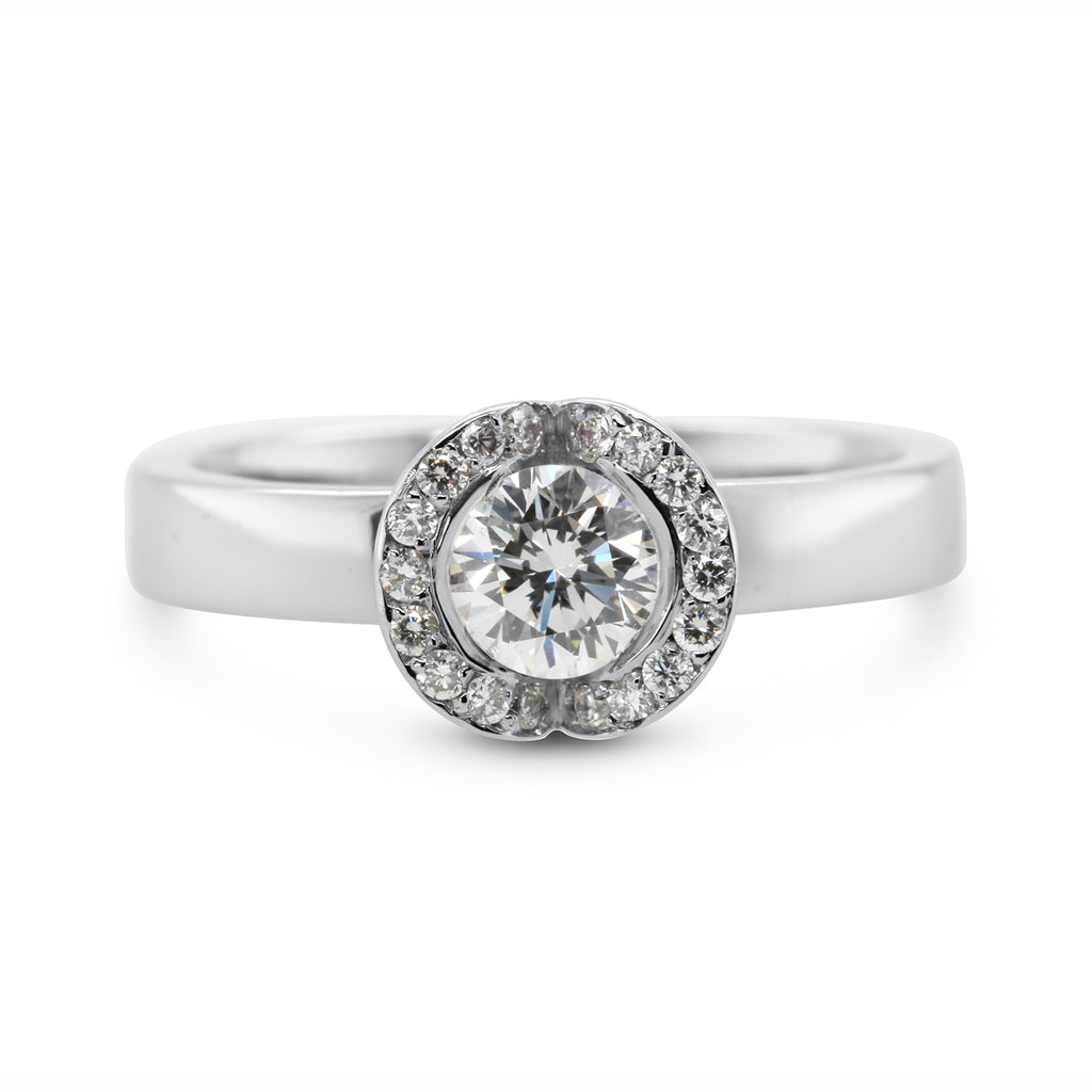 Andrew Geoghegan - 18k White Gold Diamond Fission halo engagement Ring - DESIGNYARD contemporary jewellery Dublin Ireland.