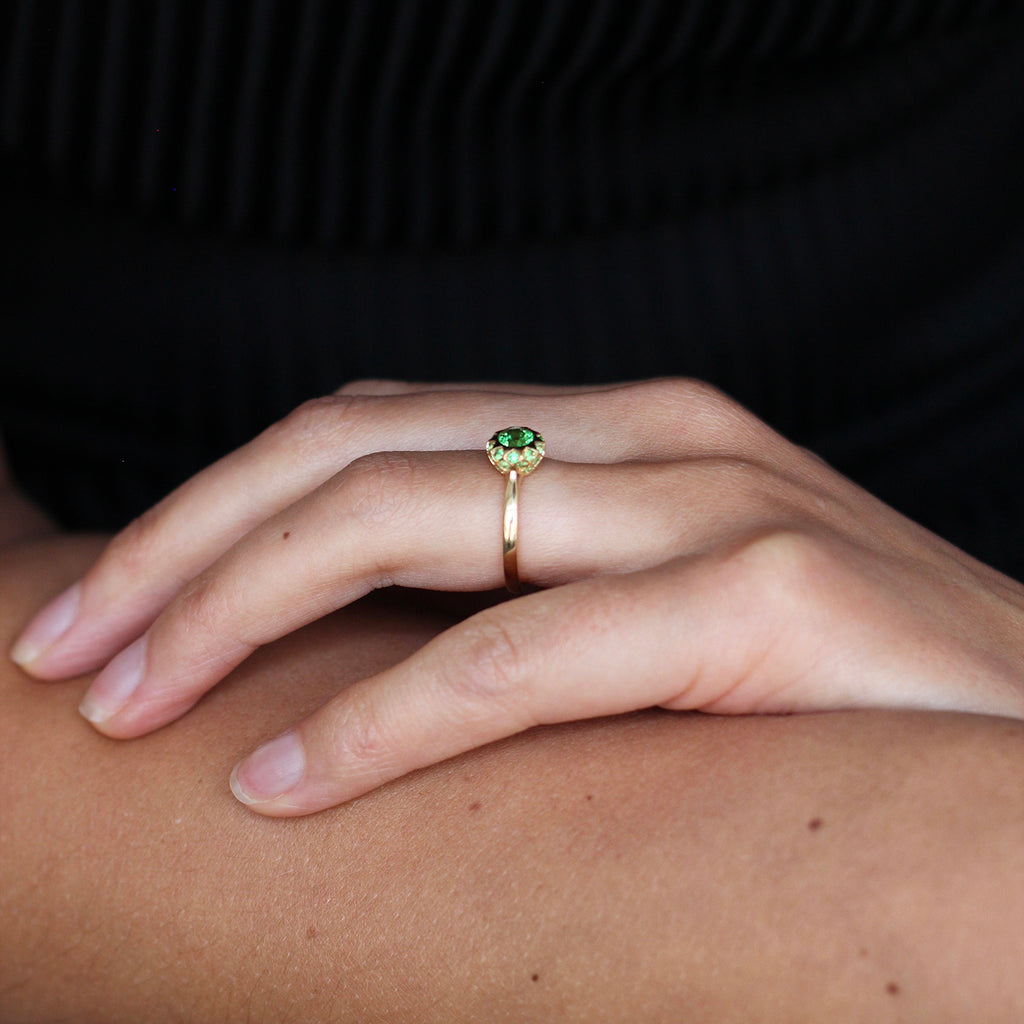 Andrew Geoghegan - 18k Yellow Gold Tsavorite Asteria alternative Engagement Ring - DESIGNYARD contemporary jewellery Dublin Ireland.