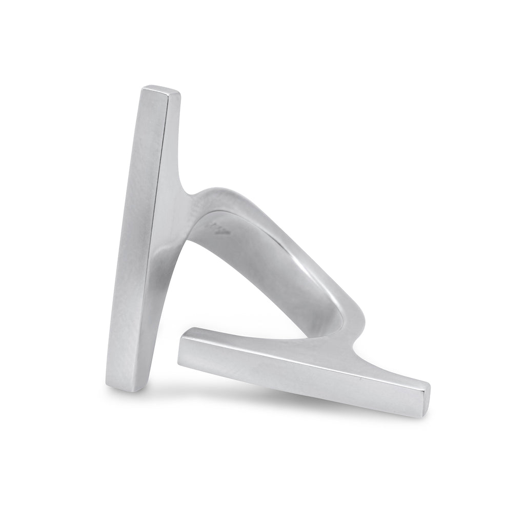 Photograph 1 of Angela Hubel's Contemporary Sterling Silver Mikado Statement Ring. Available on DESIGNYARD.com No 1 for Contemporary Jewellery in Europe. Shipping Worldwide.