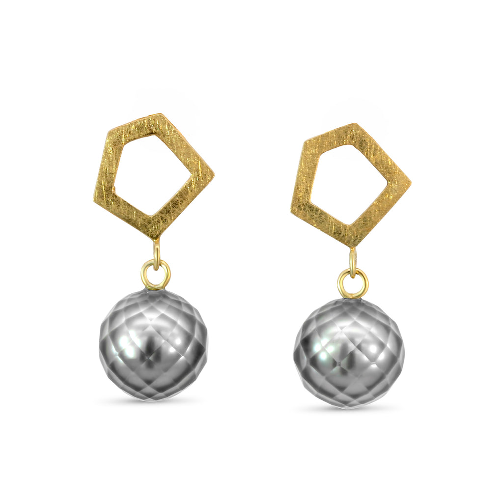 Atelier Luz - 14k Yellow Gold G*Metriq Faceted Pearl Earrings - DESIGNYARD, Dublin Ireland.