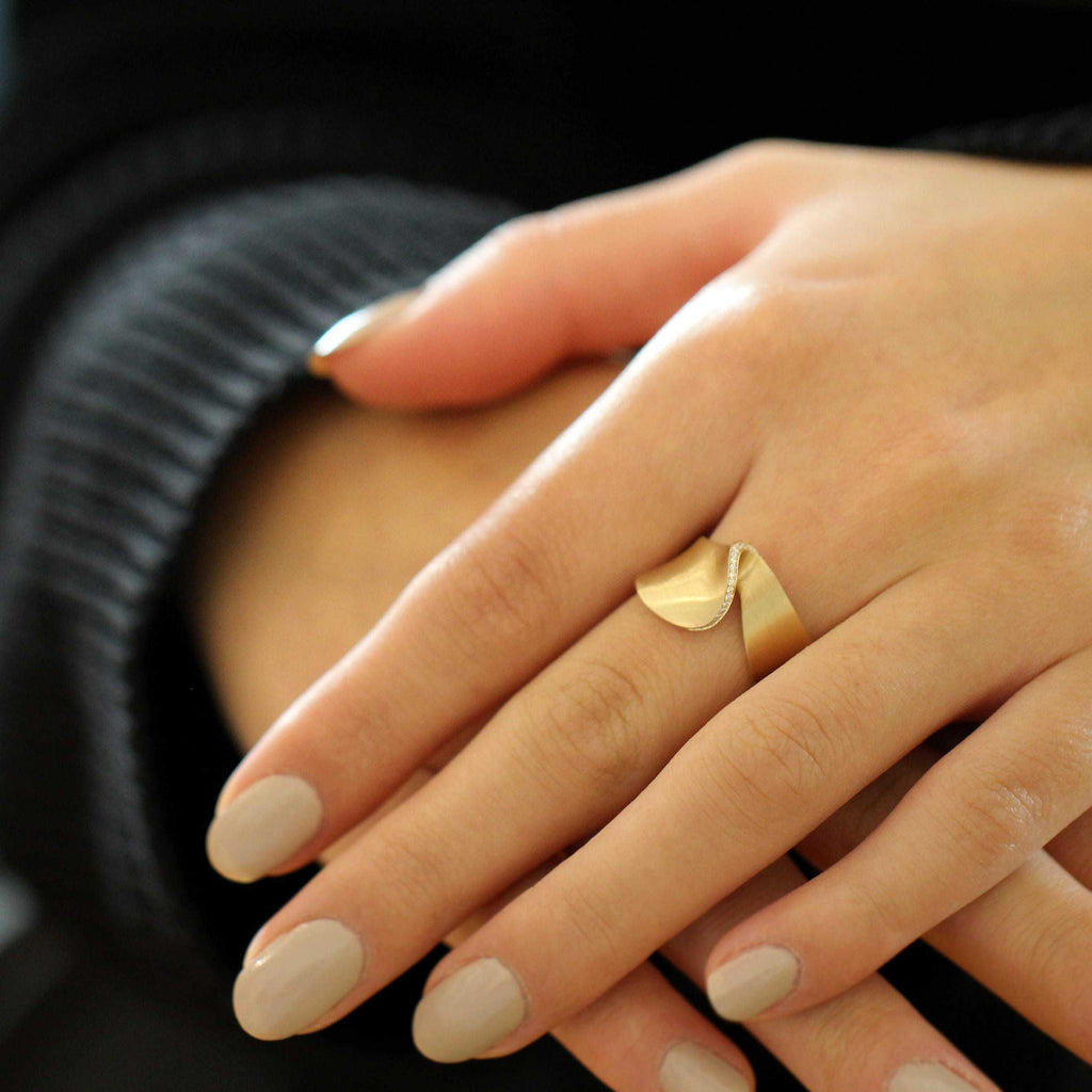 Photograph 2 of Cardillac's Contemporary 14k Yellow Gold Spaanse Danseres Diamond Alternative Engagement Ring. Available on DESIGNYARD.com and in our Jewellery Shop Dublin, Ireland. Free Worldwide Shipping with DHL.