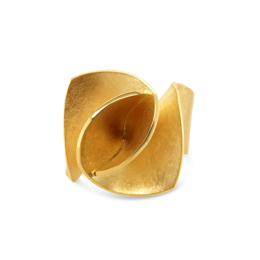 Photograph 3 of Cardillac's Contemporary 18k Yellow Gold Iris Statement Ring. Available on DESIGNYARD.com and in our Jewellery Shop Dublin, Ireland. Free Worldwide Shipping with DHL.