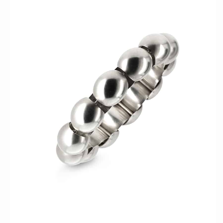 Photograph 4 of Erik Urbschat's Contemporary Sterling Silver Turnus Bracelet. Available on DESIGNYARD.com and in our Jewellery Shop Dublin, Ireland.
