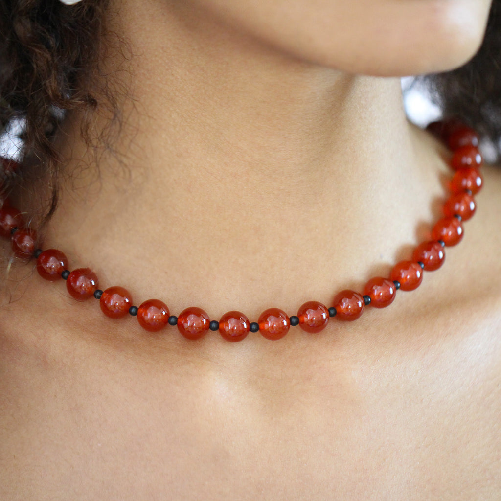 Inga Reed - Sterling Silver Polished Carnelian Onyx Necklace - DESIGNYARD, Dublin Ireland.