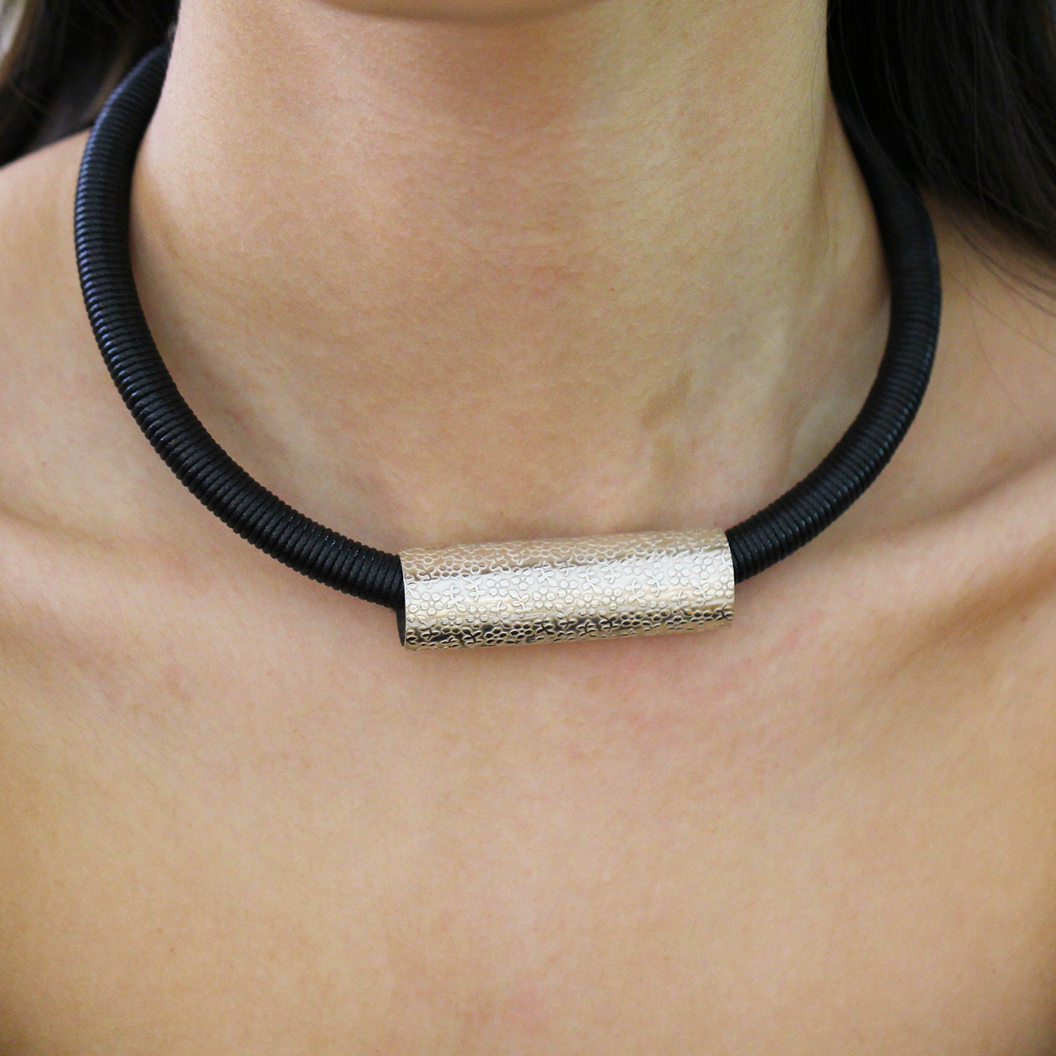 10 Pack Black Coated Memory Wire Choker Necklaces With Silver Screw Clasps - 18 Inch