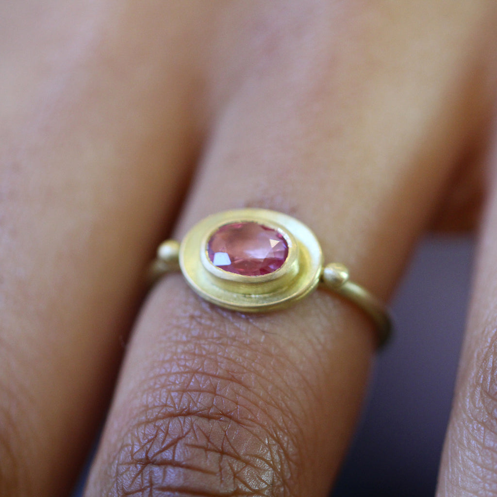 Jean Scott-Moncrieff - 18k Yellow Gold Pink Sapphire Ring - DESIGNYARD, Dublin Ireland.